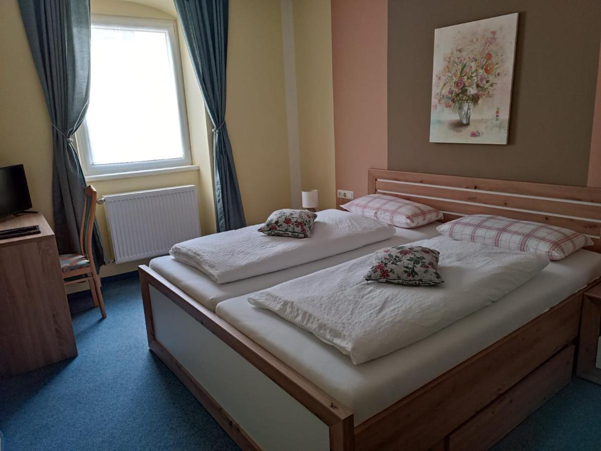 Garni Hotel Post Weißenstadt Kültér fotó