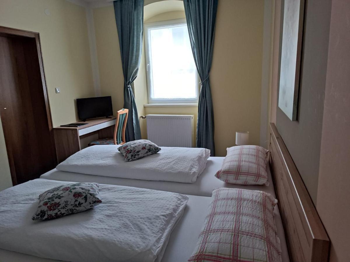 Garni Hotel Post Weißenstadt Kültér fotó