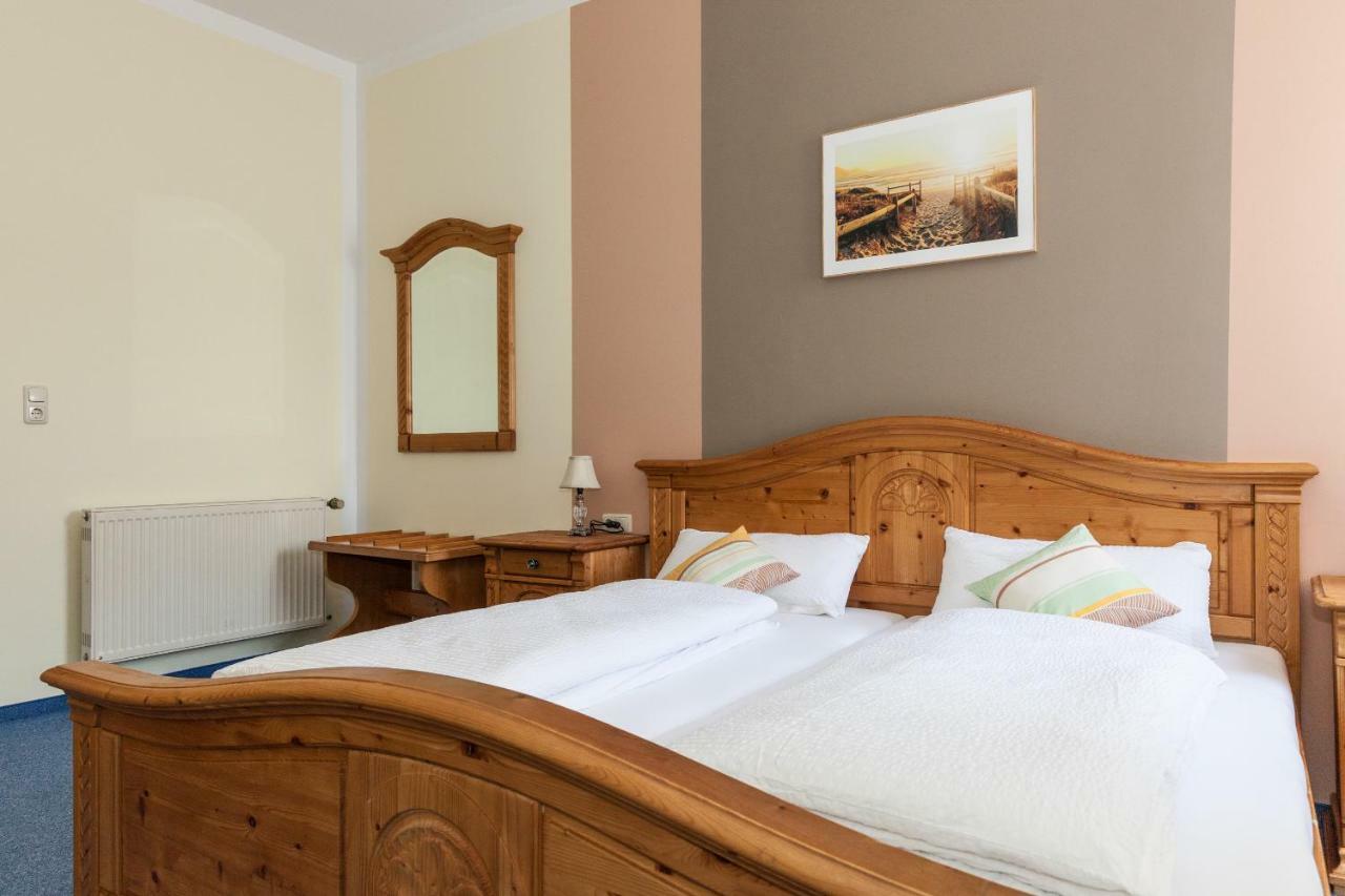 Garni Hotel Post Weißenstadt Kültér fotó